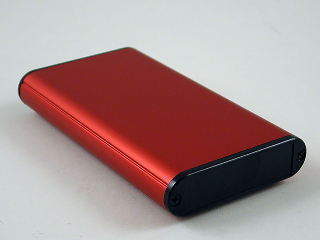 Red Extruded Aluminum Enclosure with Plastic End Panels 120x72x19mm