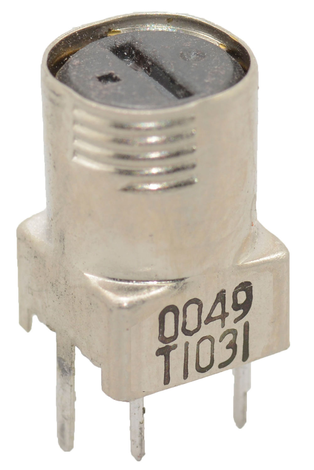 Adjustable Inductor 6.8uH 80 Q @ 7.96MHz Radial Can