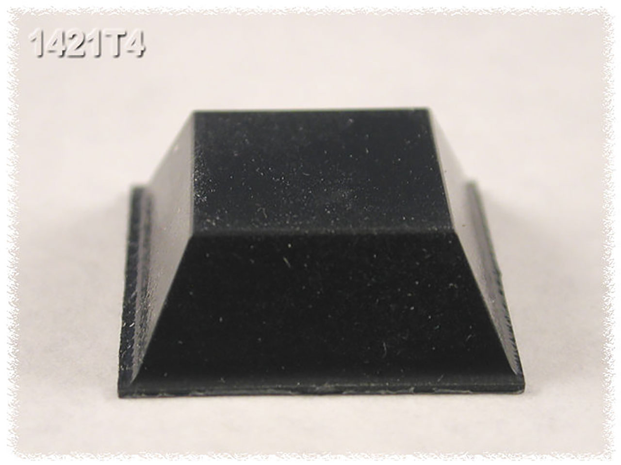 Hammond Pack of 24 Square Rubber Feet 0.81" Wide