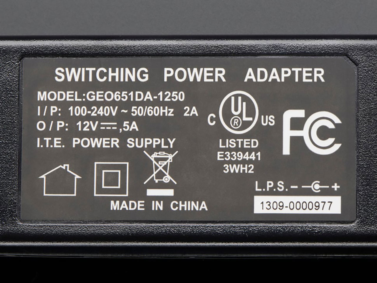 12V 5A Switching Power Supply