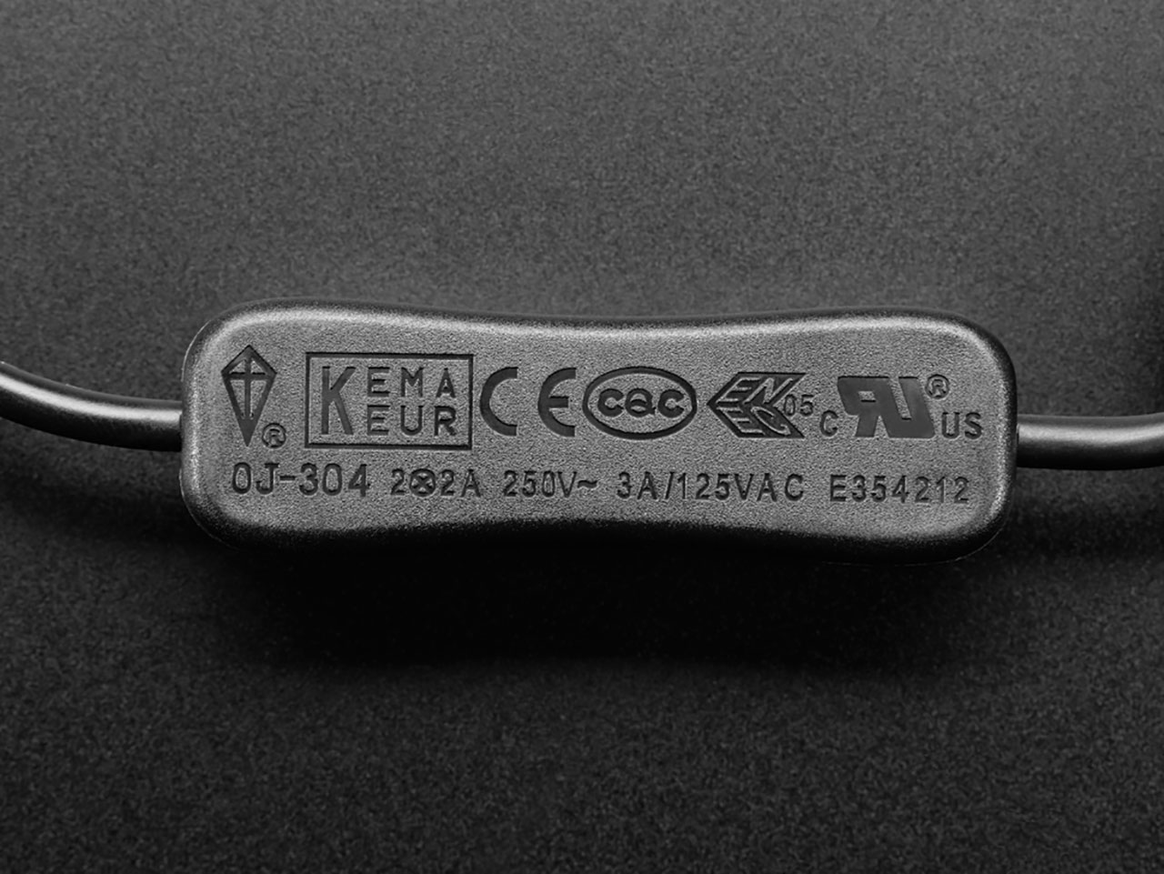 Vertical Wall Power Supply with USB C - 5V 3A Output and Switch