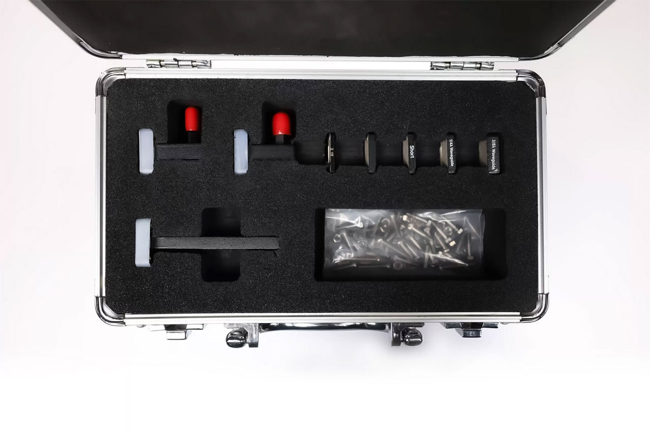 50 Ohm Waveguide Calibration Kit with Case 18 to 26.5 GHz
