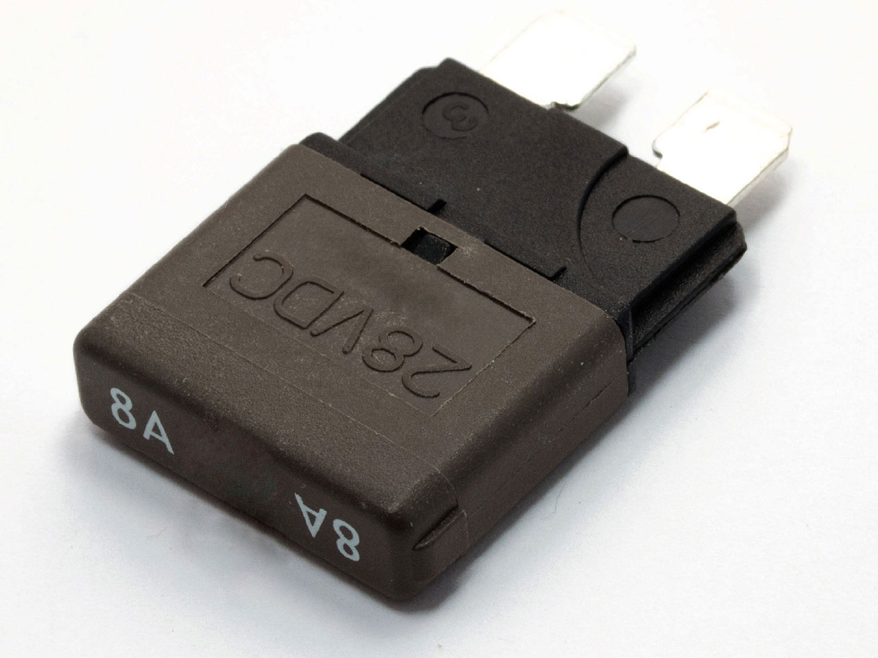 Circuit Protection Circuit Breaker Modified Reset Regular Blade 14V 8A